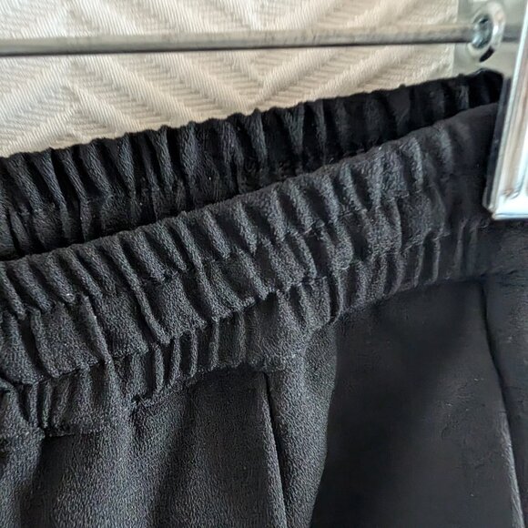 La Morena Black Pants Gold Side Stripe Detail Pull-On Waist | Size M (40) NWT - Picture 5 of 7